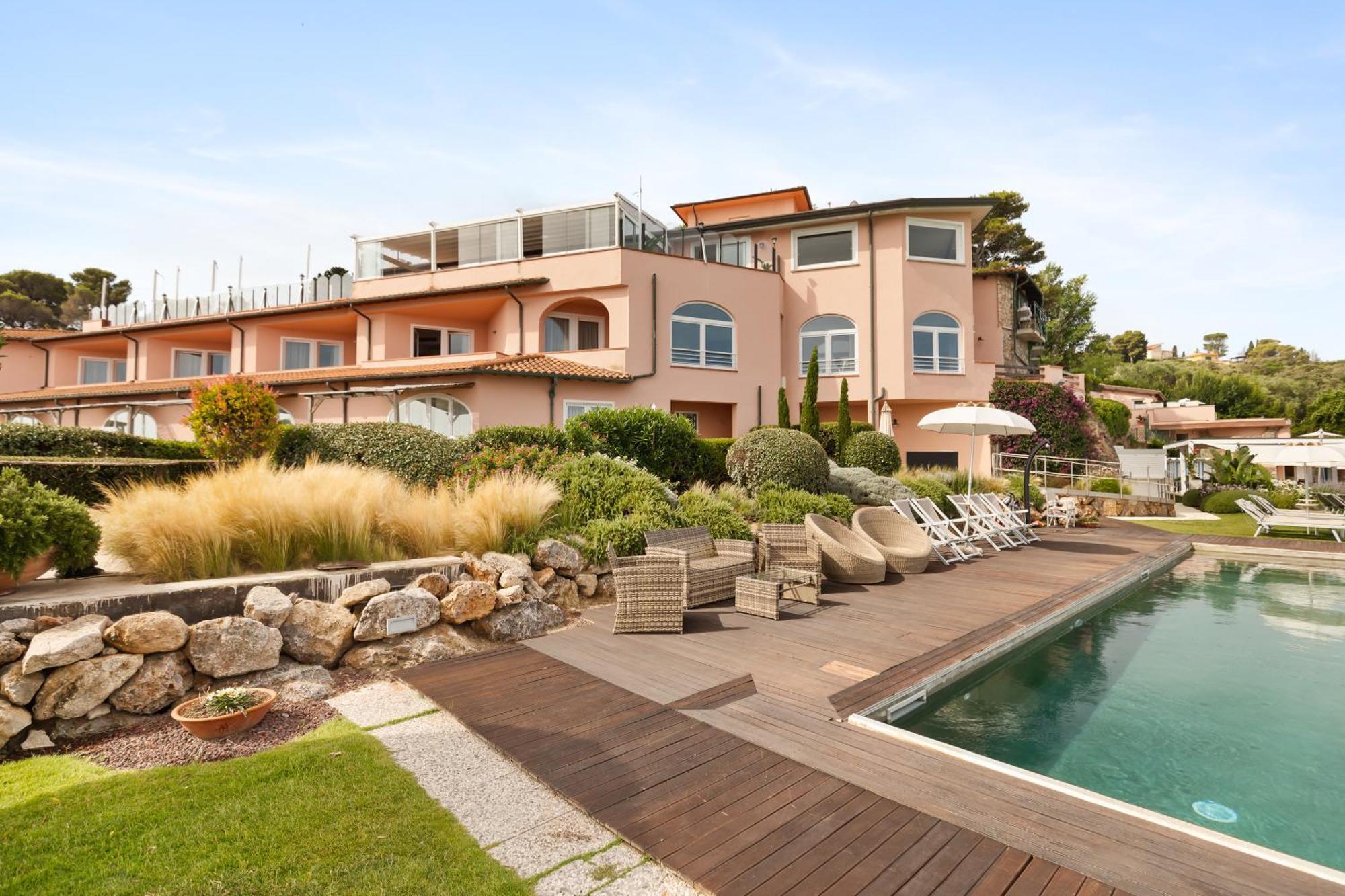 Hotel Villa Domizia Porto Santo Stefano  Bagian luar foto